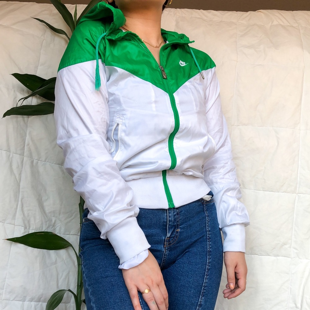 Nike Windbreaker - Picture 3 of 4